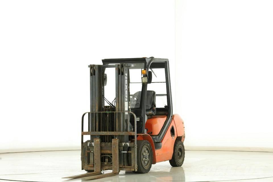 Nexen FDE-30 디젤 지게차