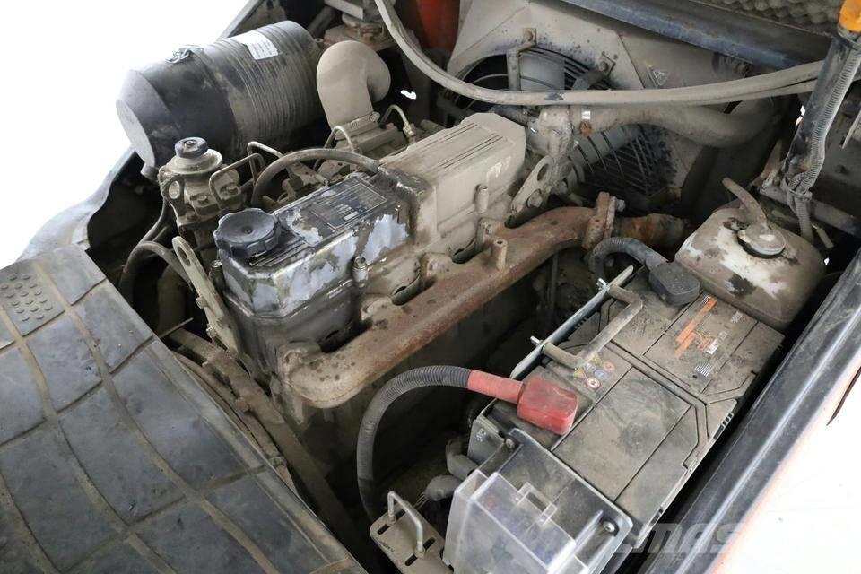 Nexen FDE-30 디젤 지게차