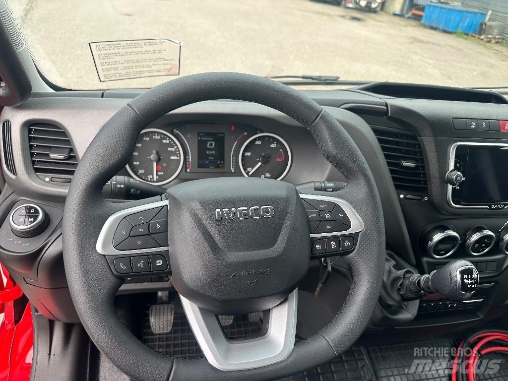 Iveco Daily 70C18 회수 차량