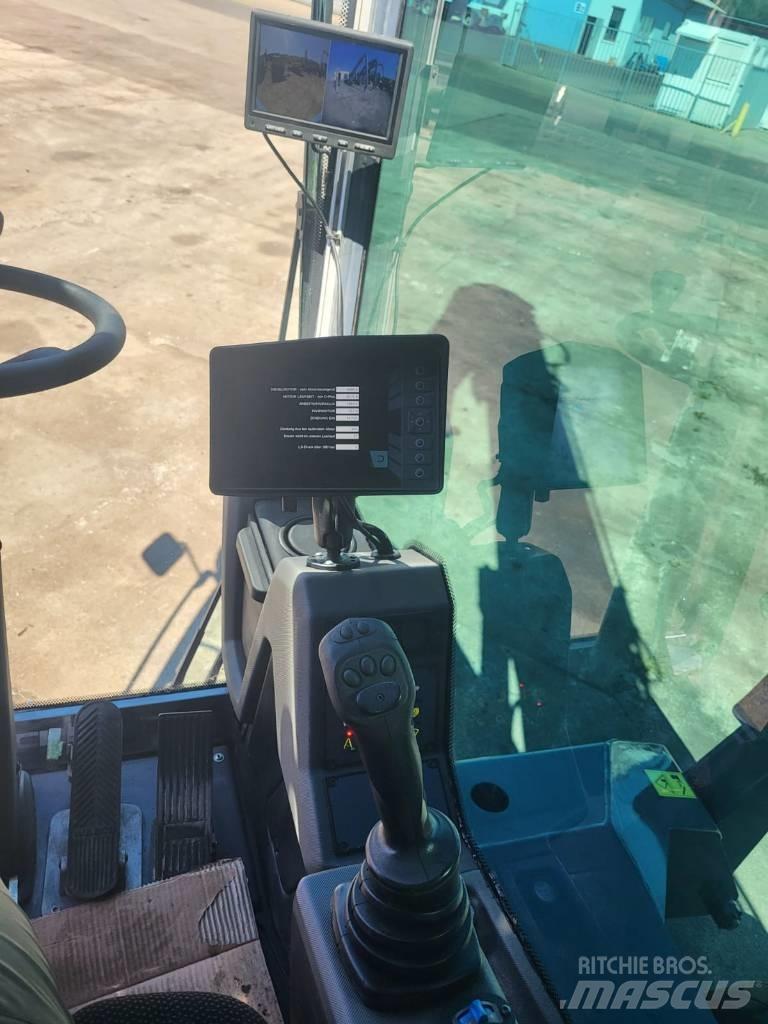 Fuchs MHL 331 폐기물/산업 처리기
