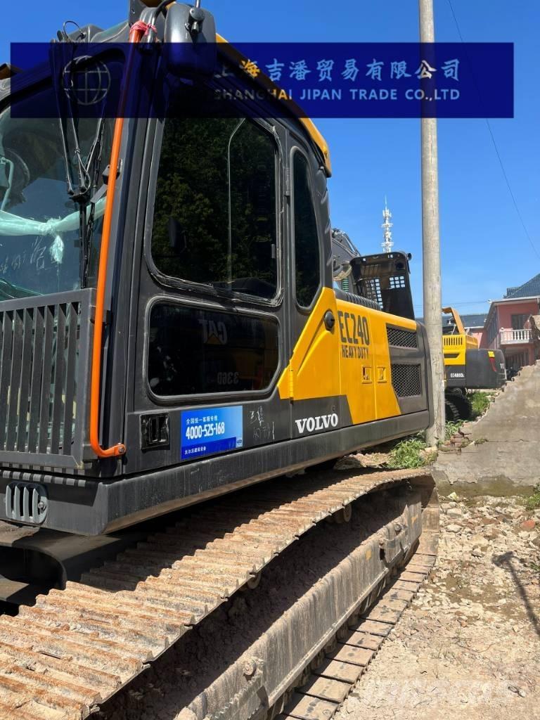 Volvo EC 240 대형 굴삭기 29톤 이상