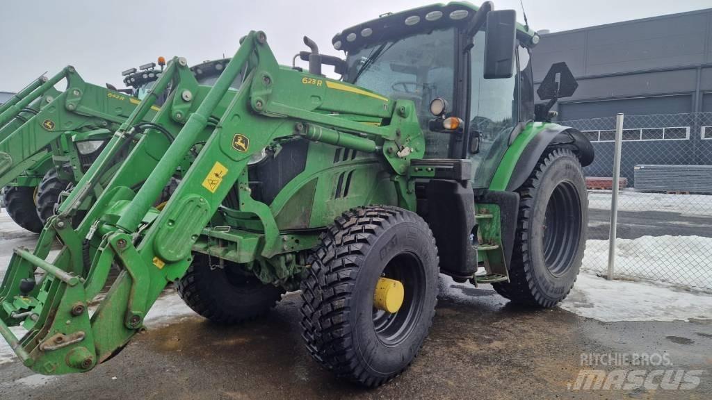 John Deere 6130 R 트랙터