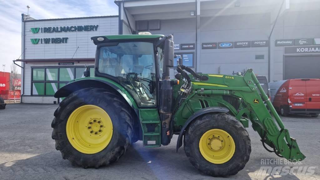 John Deere 6130 R 트랙터