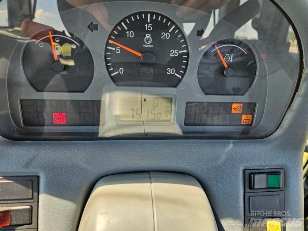 Valtra N 101 트랙터