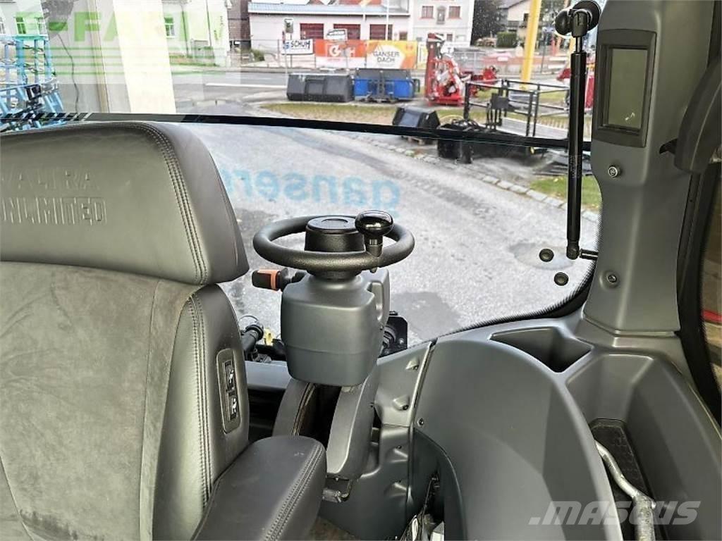 Valtra q305 트랙터