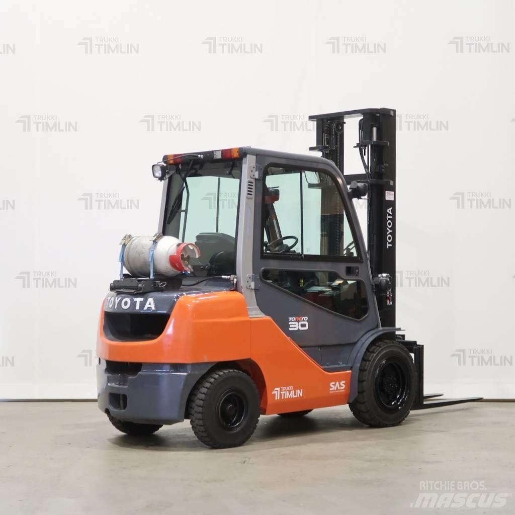Toyota 02-8FGF30 LPG 지게차