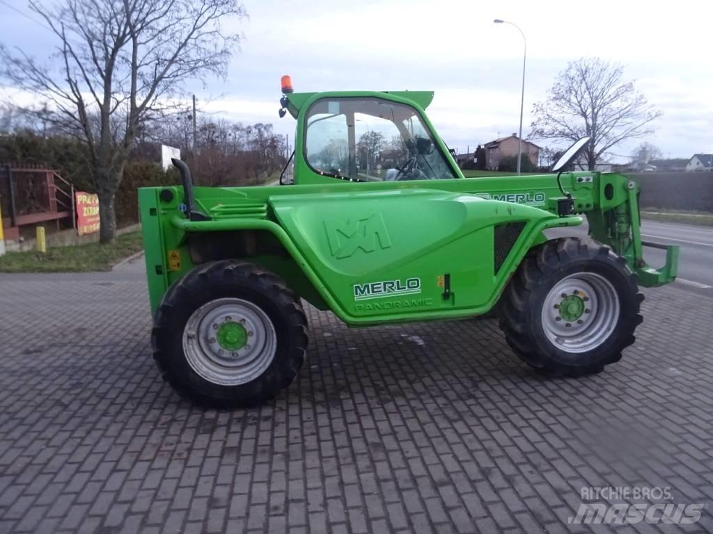 Merlo P 40.7 텔러 핸들러