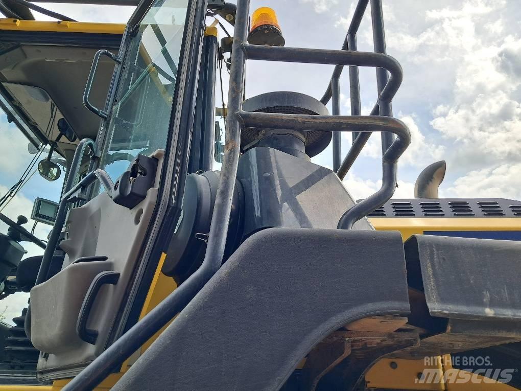 Komatsu WA480-8  휠로우더