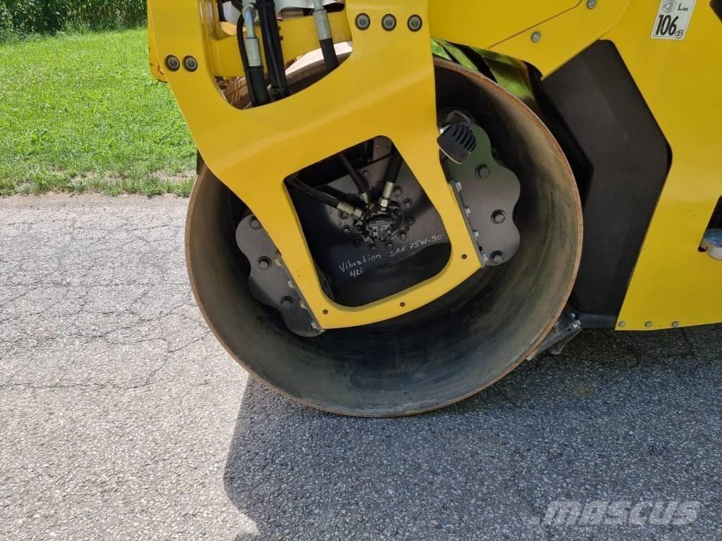 Bomag BW 151 AC-5 공기 타이어 롤러