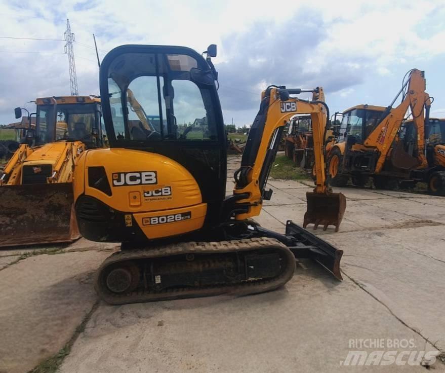 JCB 8026 CTS 소형 굴삭기 7톤 미만