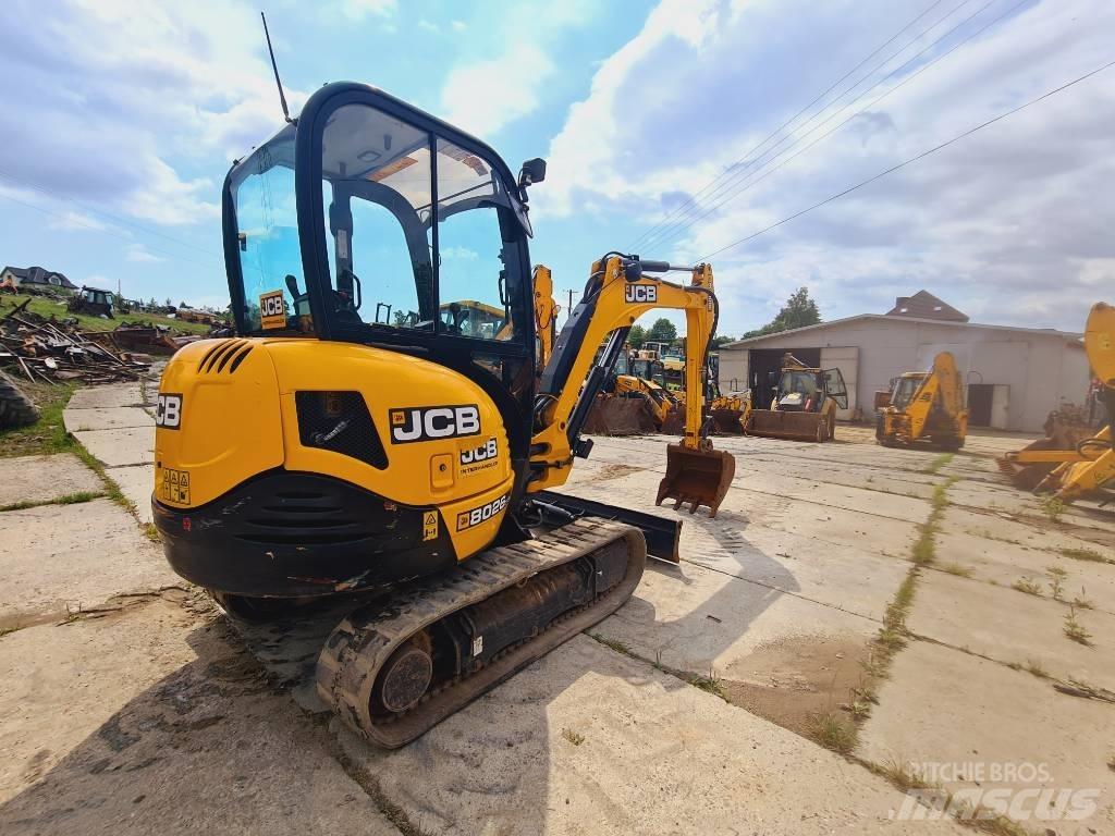 JCB 8026 CTS 소형 굴삭기 7톤 미만
