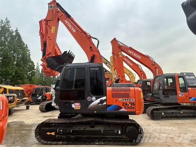 Hitachi ZX 120 대형 굴삭기 29톤 이상