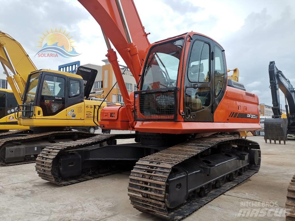 Doosan DX 300LC-9C 대형 굴삭기 29톤 이상