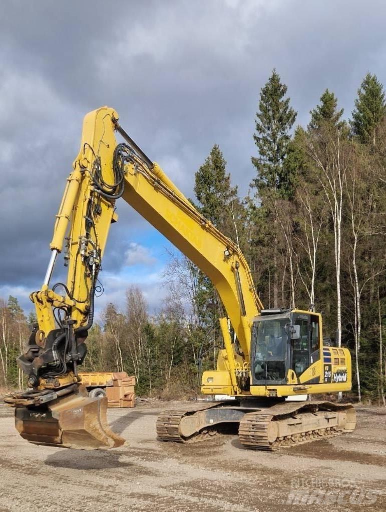 Komatsu HB 215 LC-2 대형 굴삭기 29톤 이상