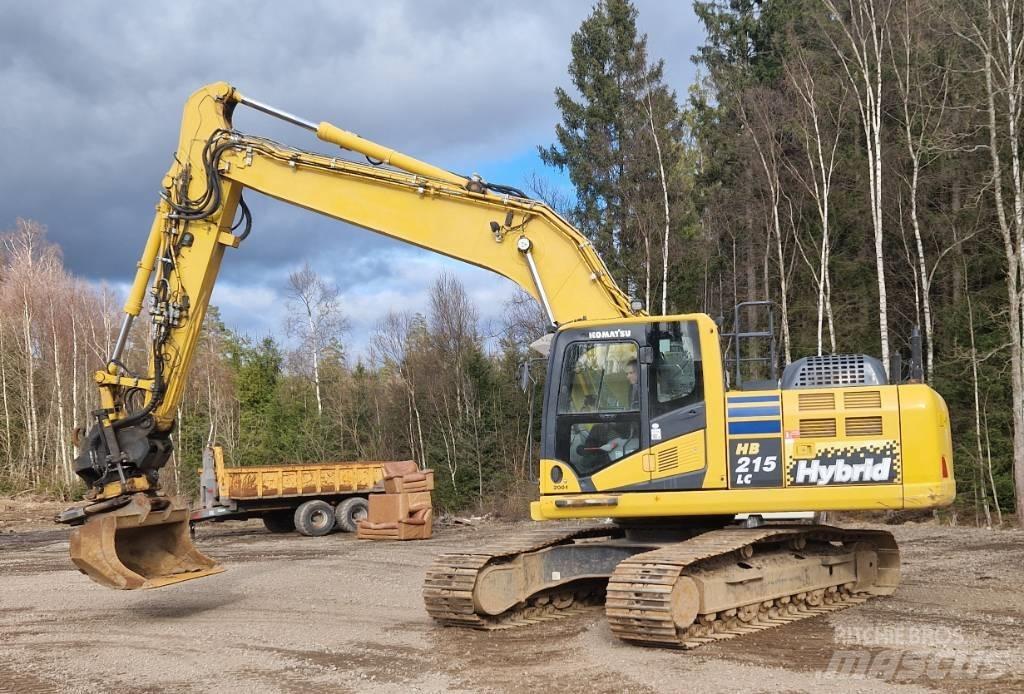 Komatsu HB 215 LC-2 대형 굴삭기 29톤 이상