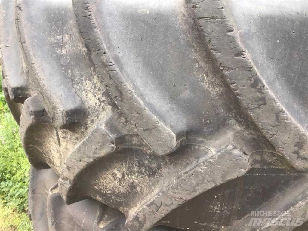Mitas 680/80R42 타이어, 휠 및 림