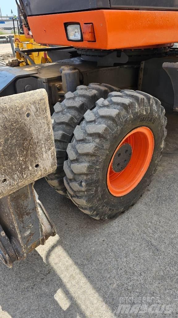 Fiat-Kobelco E215W  휠 굴삭기