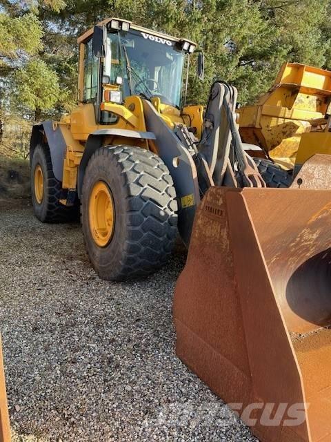 Volvo L120F  휠로우더
