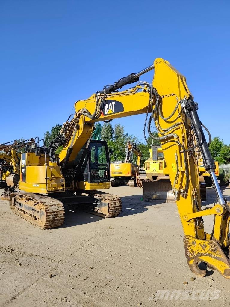 CAT 325 FL CR 대형 굴삭기 29톤 이상