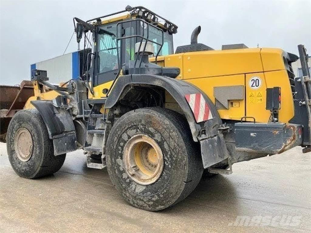 Komatsu WA 380--8E0  휠로우더