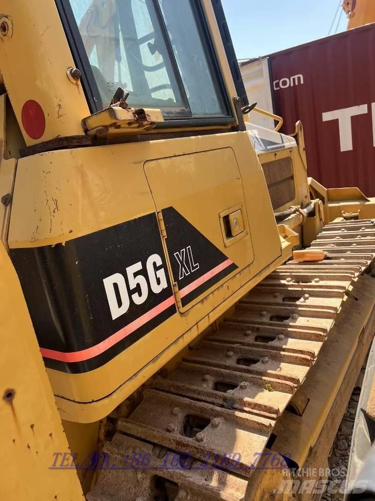 CAT D5G 크롤러 도저