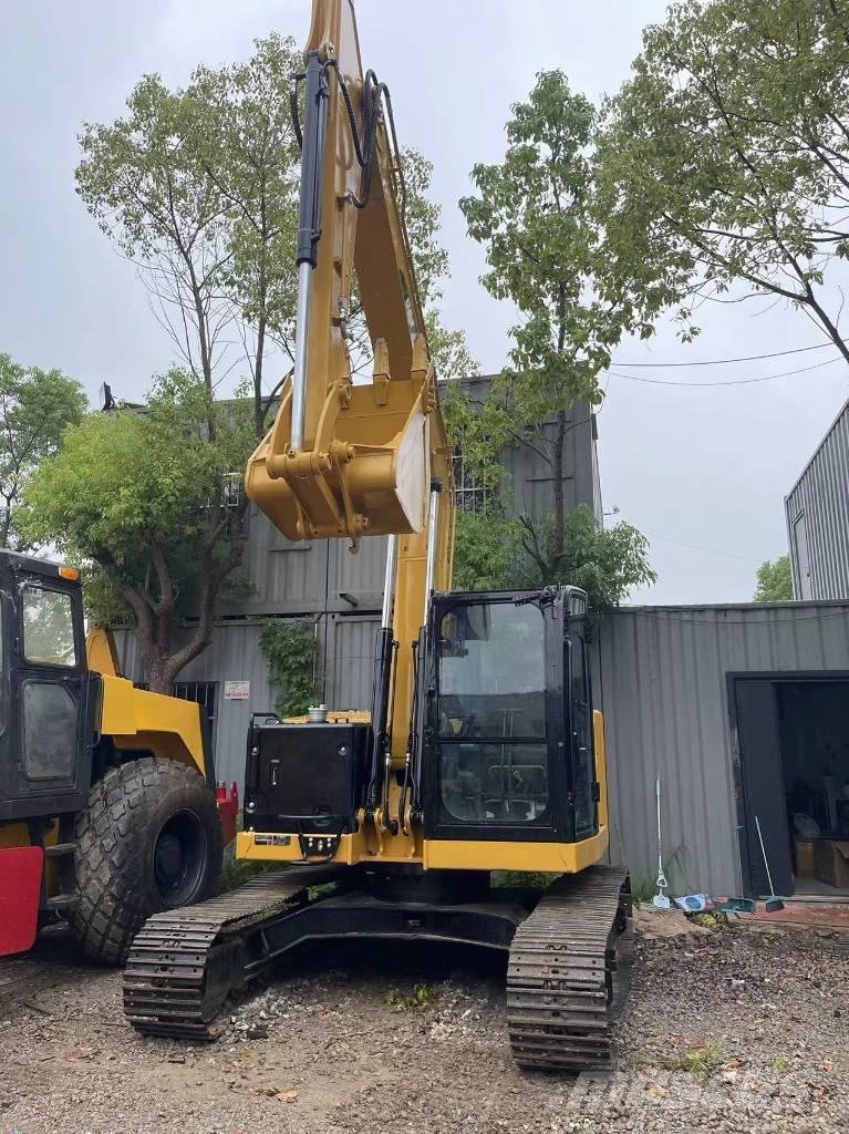 CAT 310 대형 굴삭기 29톤 이상