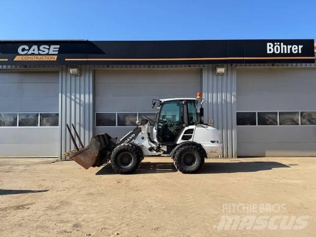 Volvo L 25 F  휠로우더