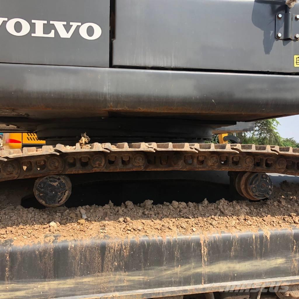 Volvo EC240 대형 굴삭기 29톤 이상