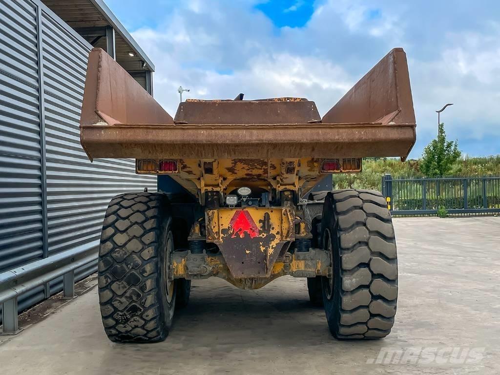Volvo A25F 연결식 홀러