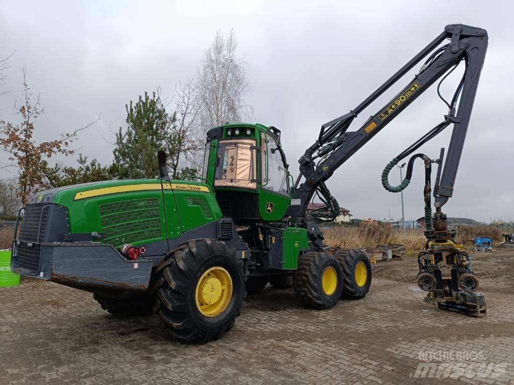 John Deere 1070G 원목 하베스터