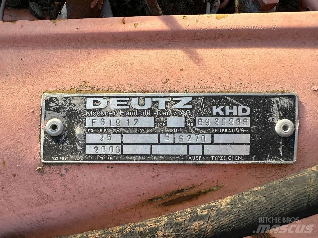Deutz F6L912 ENGINE 엔진