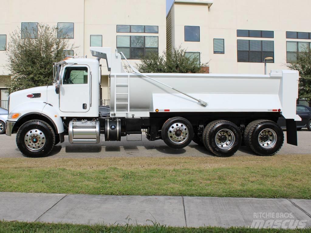 Peterbilt 348 덤프 트럭