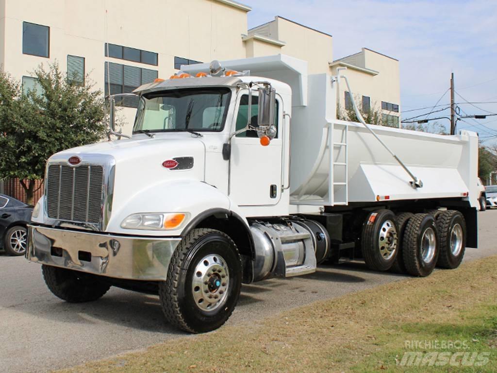 Peterbilt 348 덤프 트럭