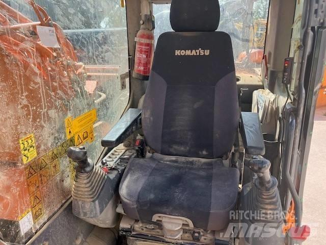 Komatsu HB365NLC-3 대형 굴삭기 29톤 이상
