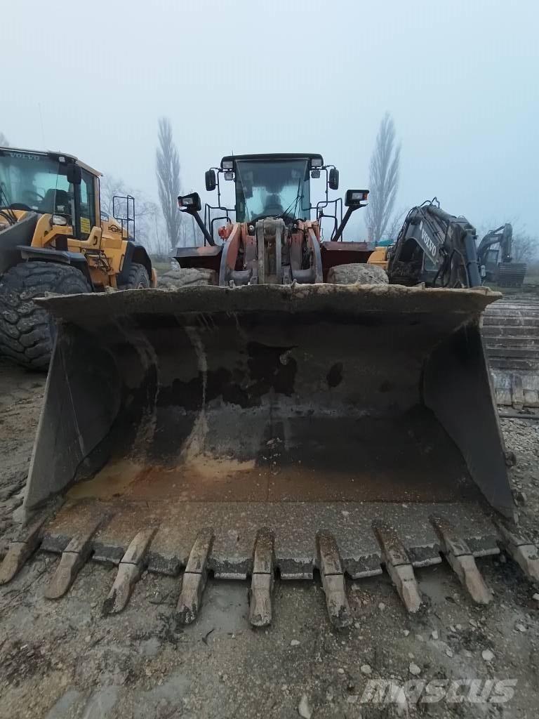 Hitachi ZW 310  휠로우더