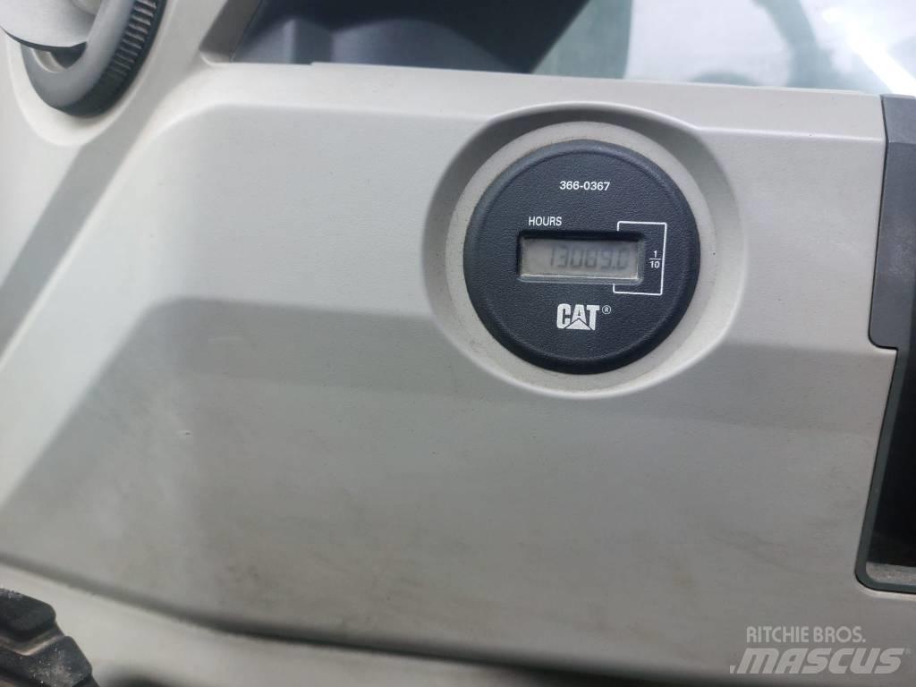 CAT 374 F 대형 굴삭기 29톤 이상