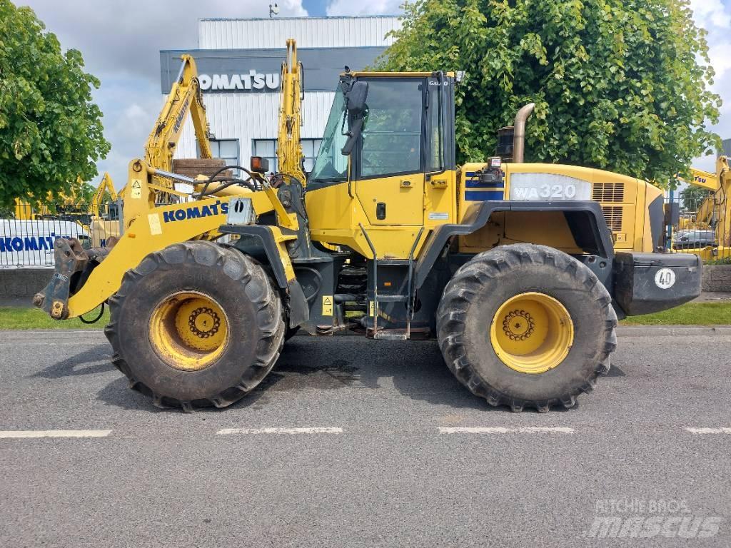 Komatsu WA320-5  휠로우더