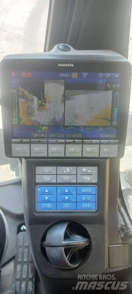 Komatsu PW148-11  휠 굴삭기