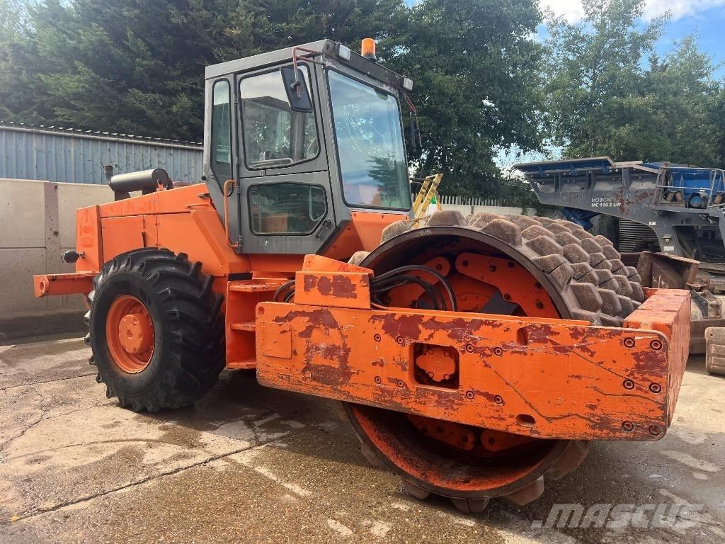 Hamm 2520 D 싱글 드럼 롤러