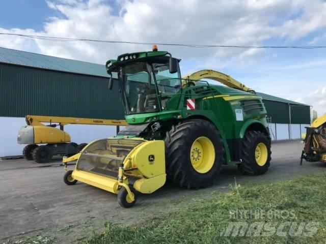 John Deere 8600 자동 초지기계