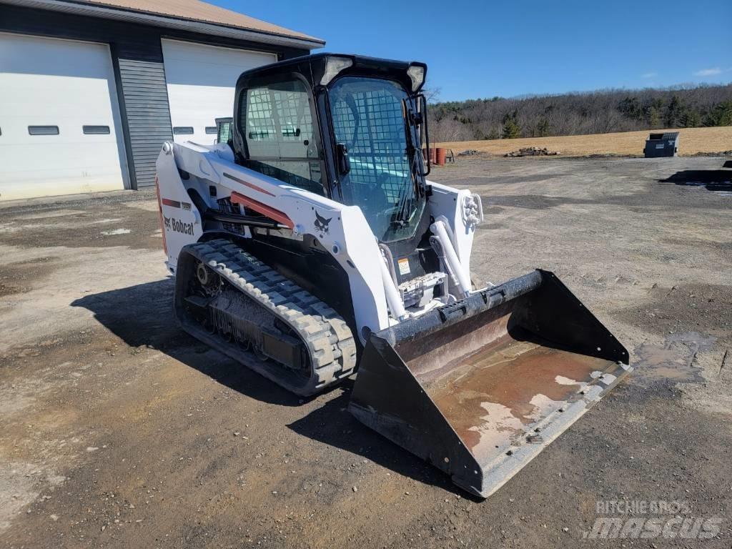 Bobcat T 550  스키드로더