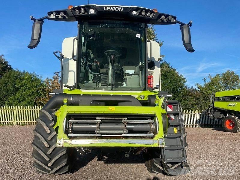 CLAAS LEXION 8600 콤바인 수확기