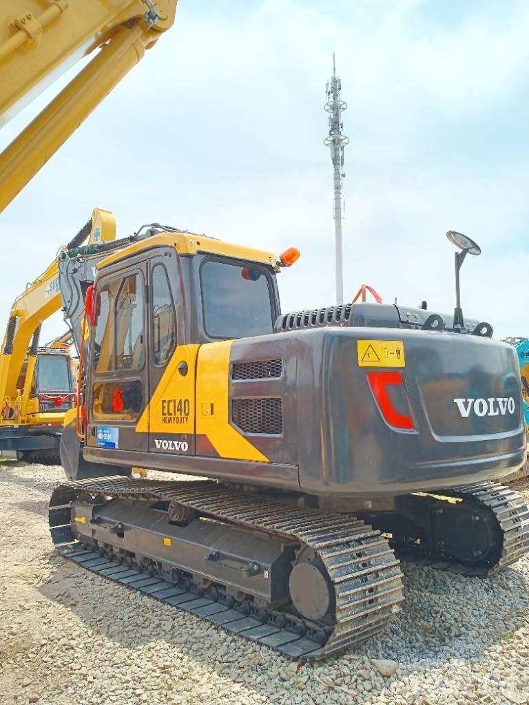 Volvo EC 140 중형굴삭기 7톤-28톤