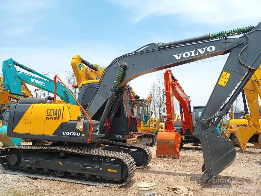 Volvo EC 140 중형굴삭기 7톤-28톤