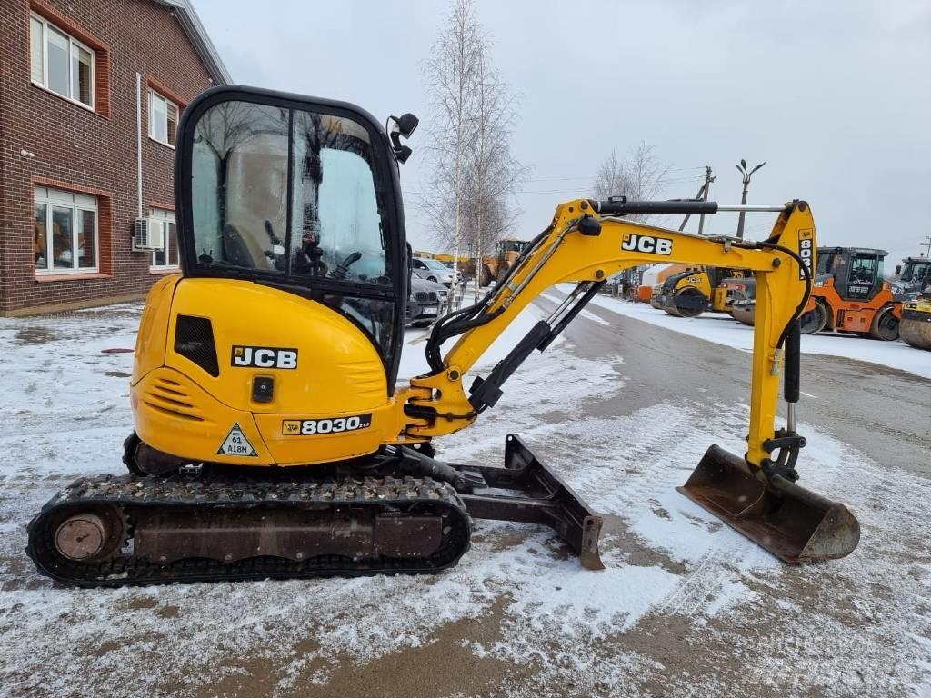 JCB 8030 ZTS 소형 굴삭기 7톤 미만