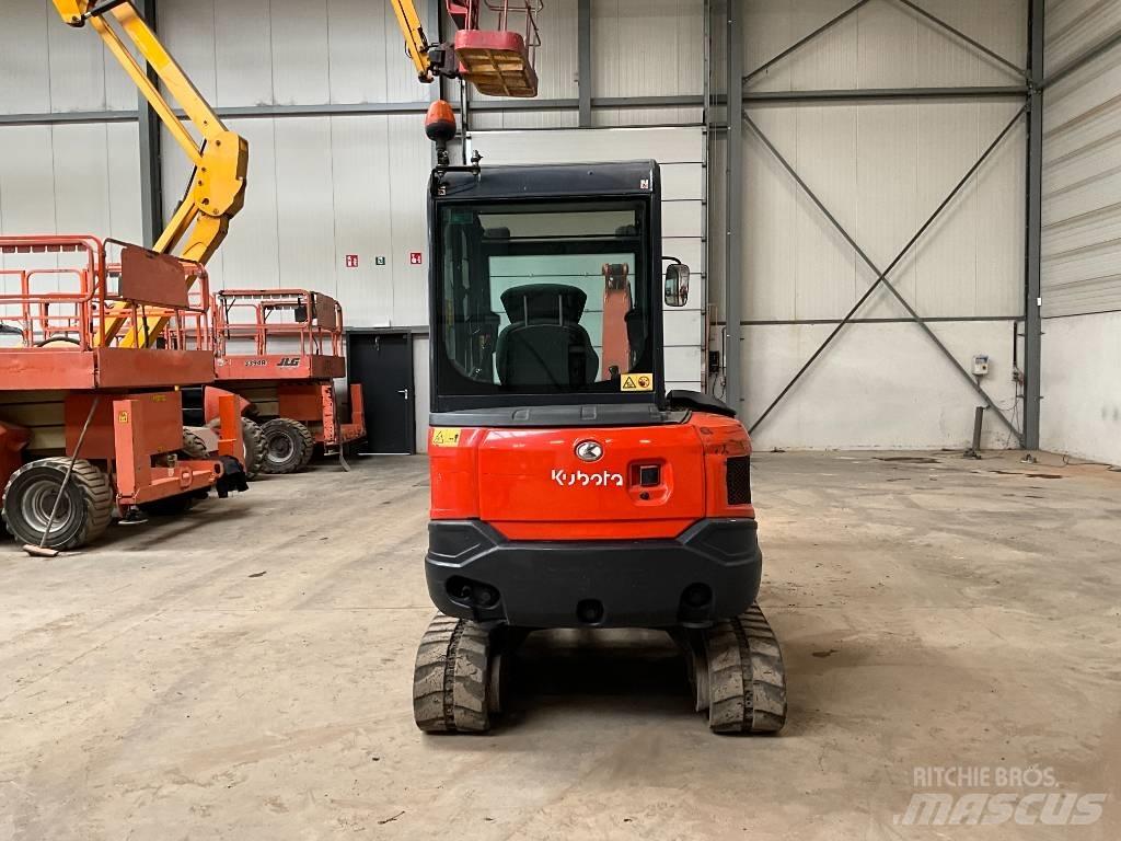 Kubota KX 030-4 소형 굴삭기 7톤 미만
