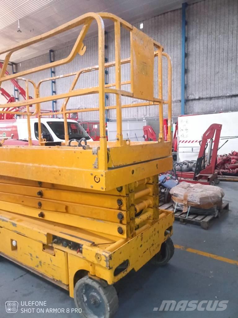 Haulotte Compact 12 가위형 리프트