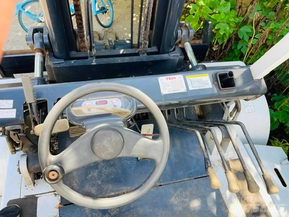 TCM FD100Z8 디젤 지게차