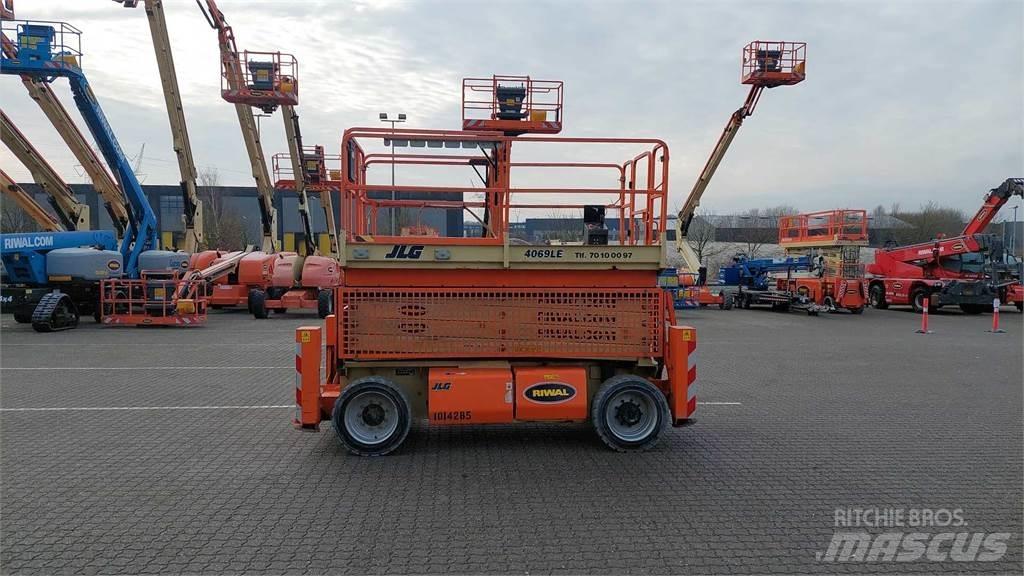 JLG 4069LE 가위형 리프트