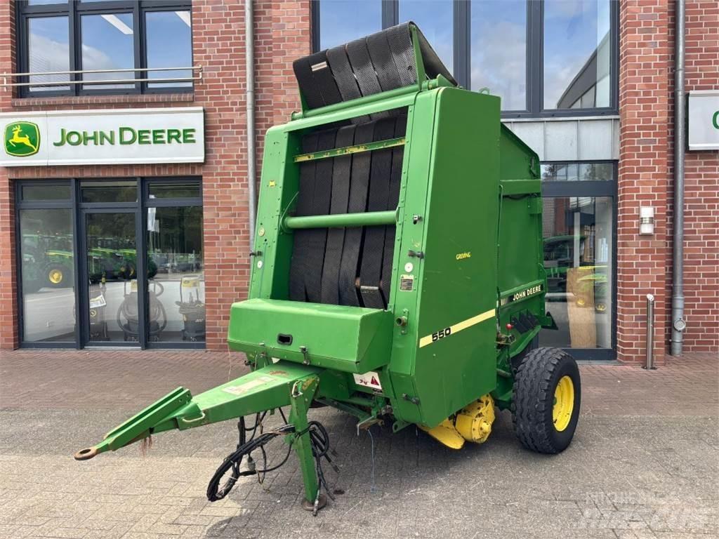 John Deere 550 원형 곤포기